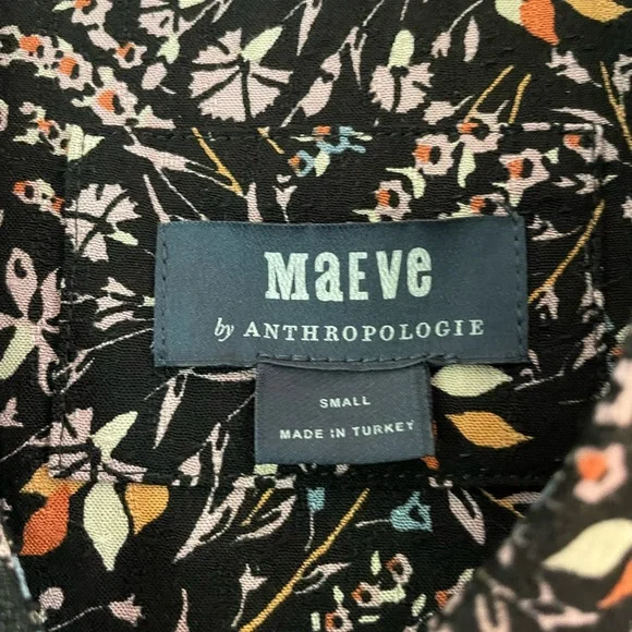 Boho day dress, multi teared, runs big, great for cool spring days - Picture 3 of 3